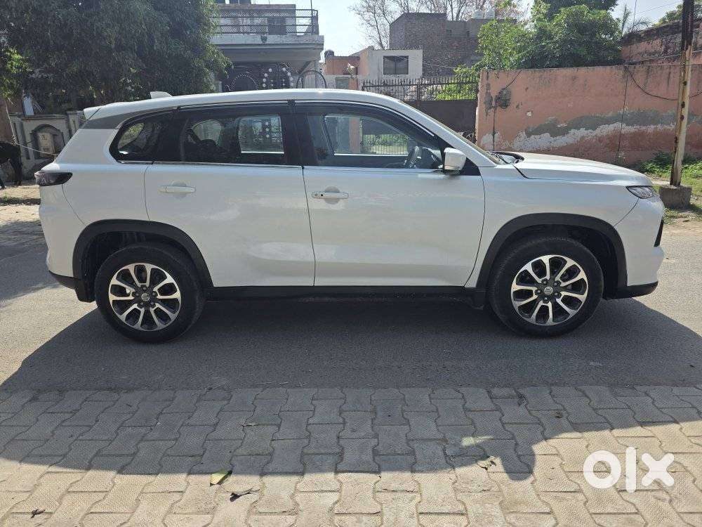 Maruti Suzuki Grand Vitara 1.5 Sigma Smart Hybrid, 2023, Petrol