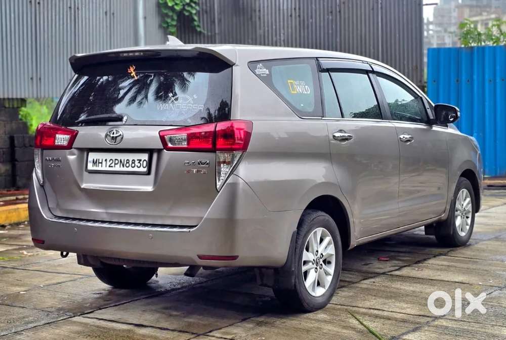 Toyota Innova Crysta 2.4 V 7 Str, 2017, Diesel