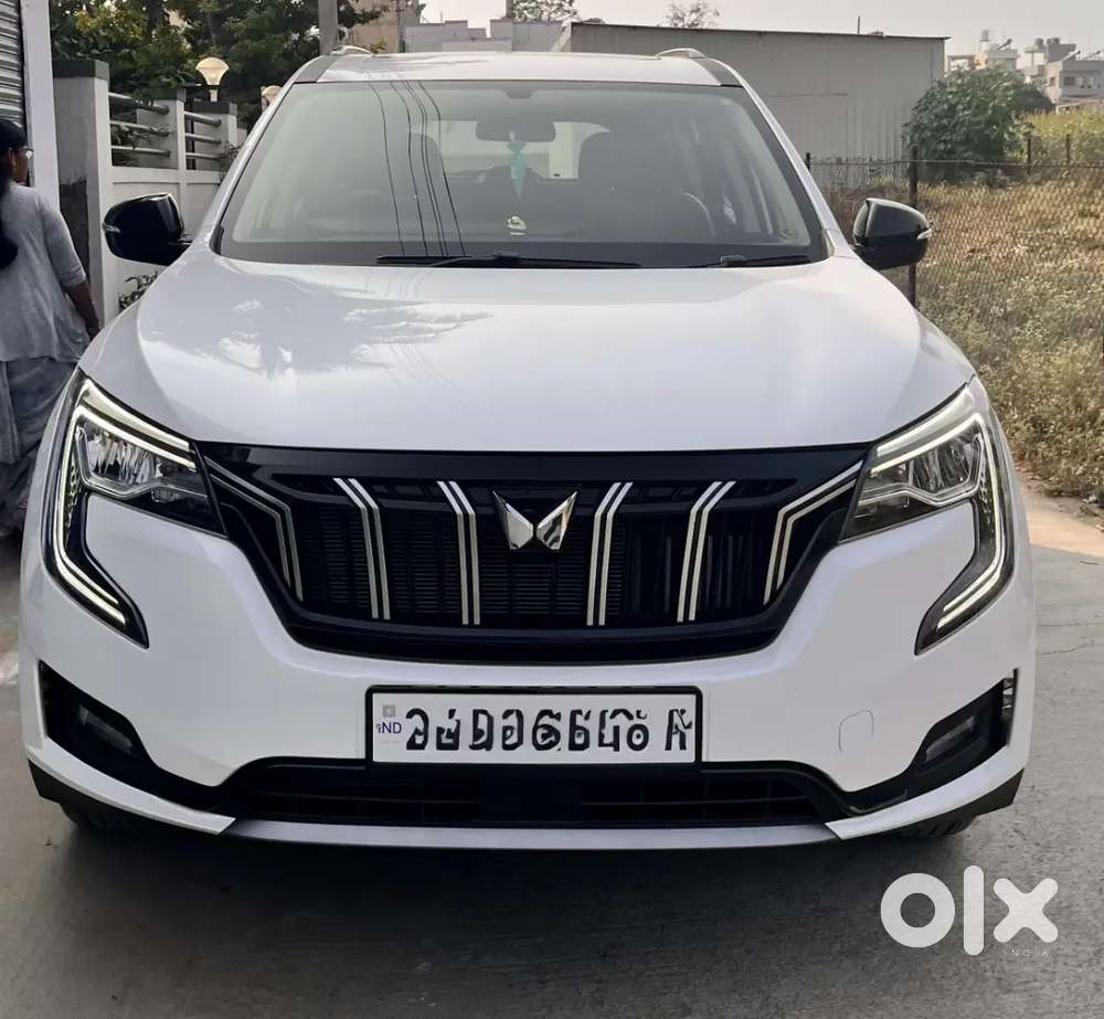 Mahindra Xuv700 Ax5 Manual Petrol | 31,000 Km | Excellent Condition
