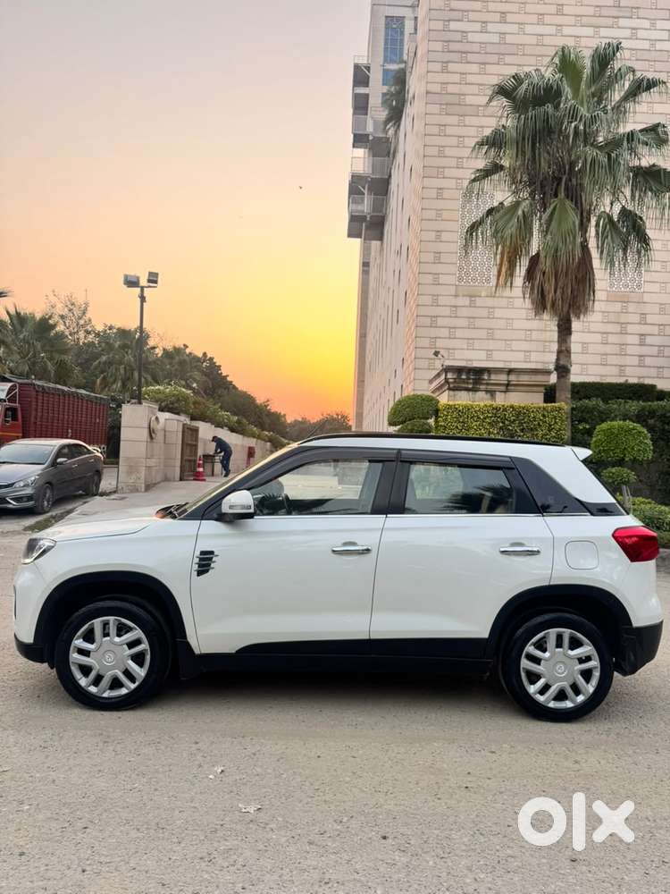 Maruti Suzuki Vitara Brezza 1.5 Vxi, 2020, Cng & Hybrids