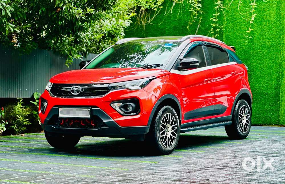 Tata Nexon 1.5 Revotorq Xm (s), 2022, Petrol