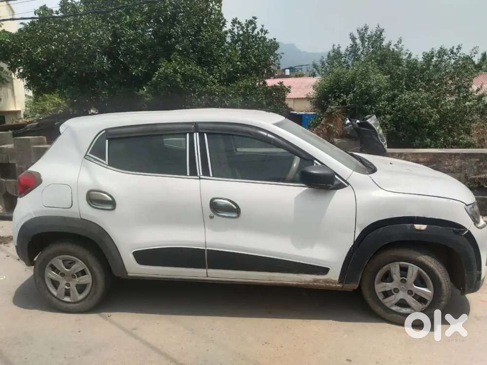 Renault Kwid 2016 Petrol Well Maintained