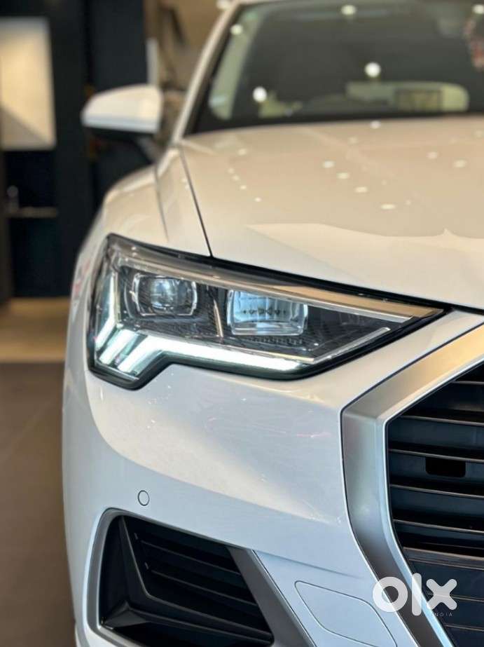 Audi Q3 40 Tfsi Premium Plus, 2022, Petrol