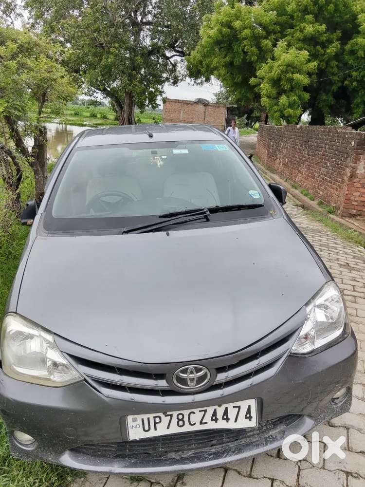 Toyota Etios Liva 2013