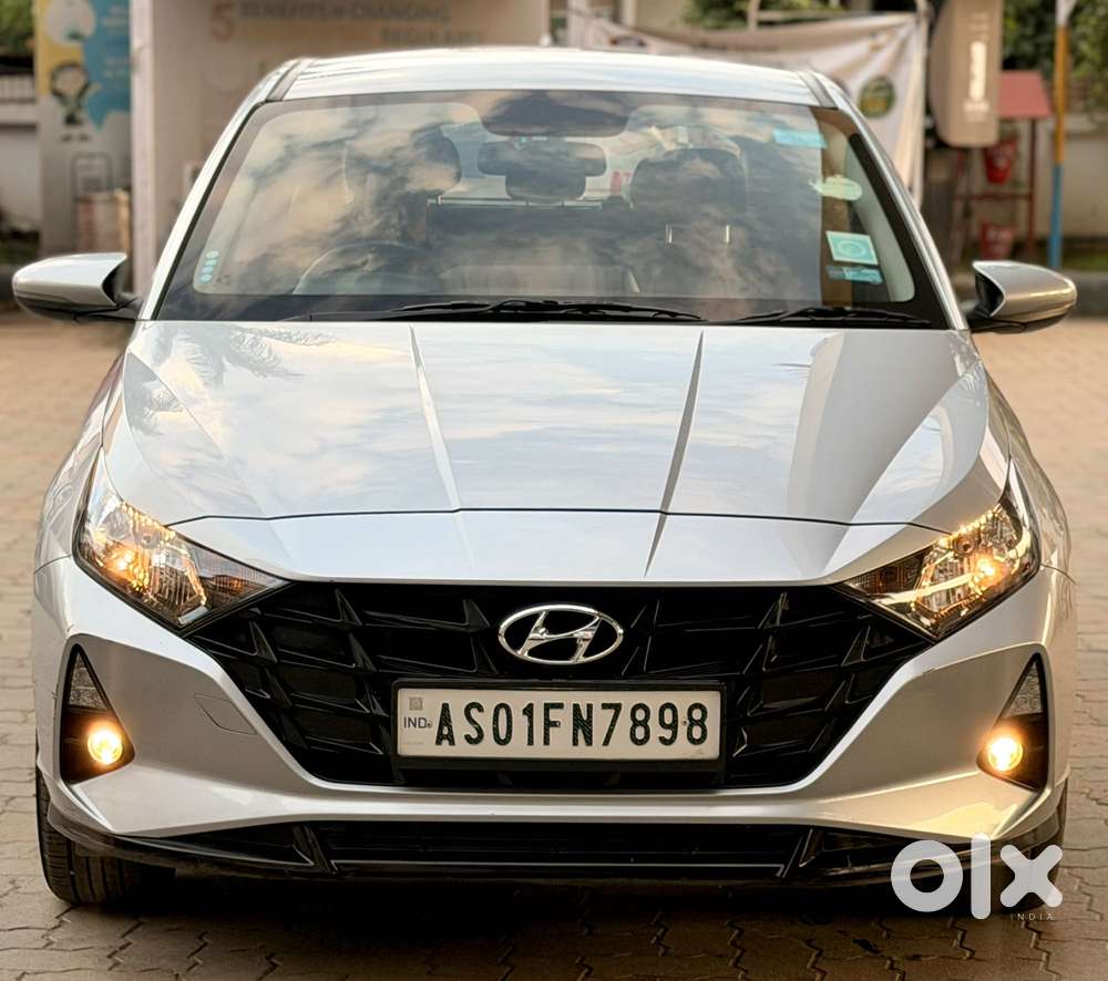 Hyundai I20 Sportz 1.2 Ivt, 2023, Petrol