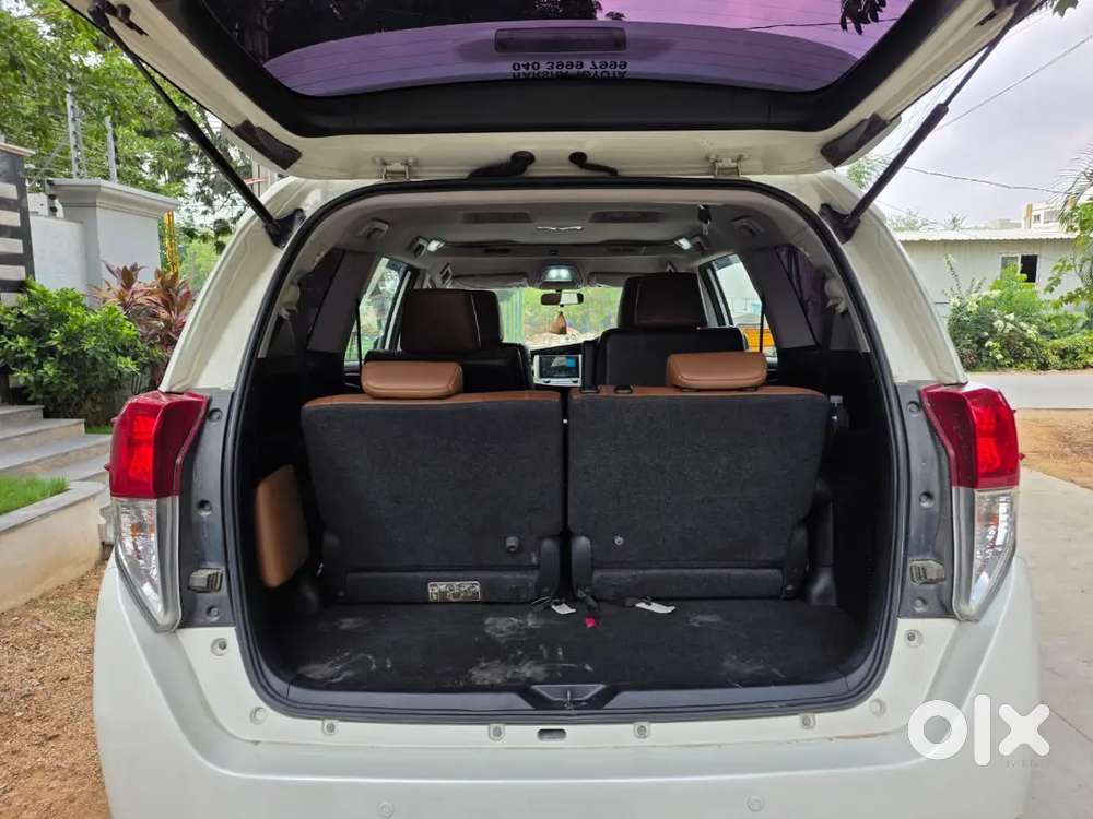 Toyota Innova Crysta 2017 Diesel At 7str