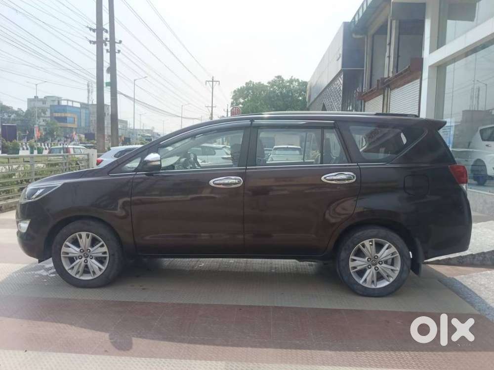 Toyota Innova Crysta 2.8 Z, 2017, Diesel
