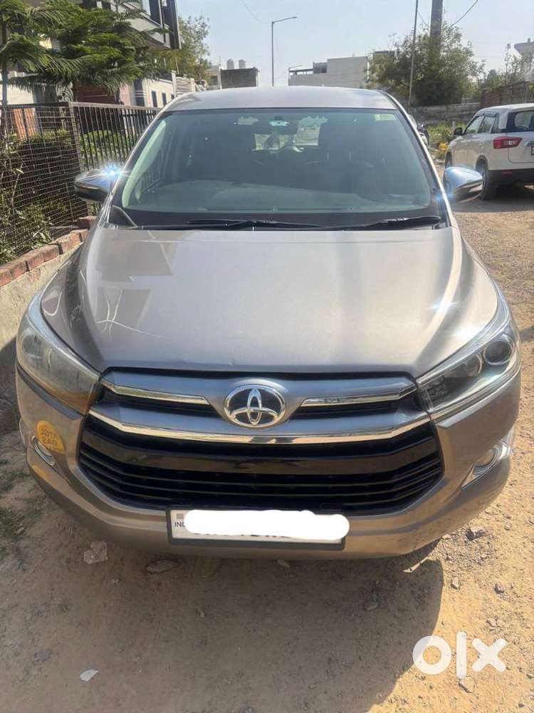 Toyota Innova Crysta