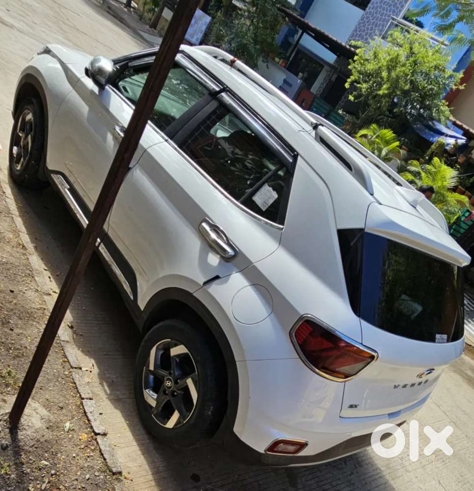 Hyundai Venue 2020 Diesel Well Maintained