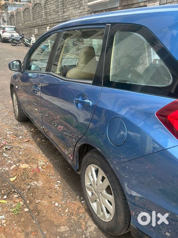Honda Mobilio Diesel 2014