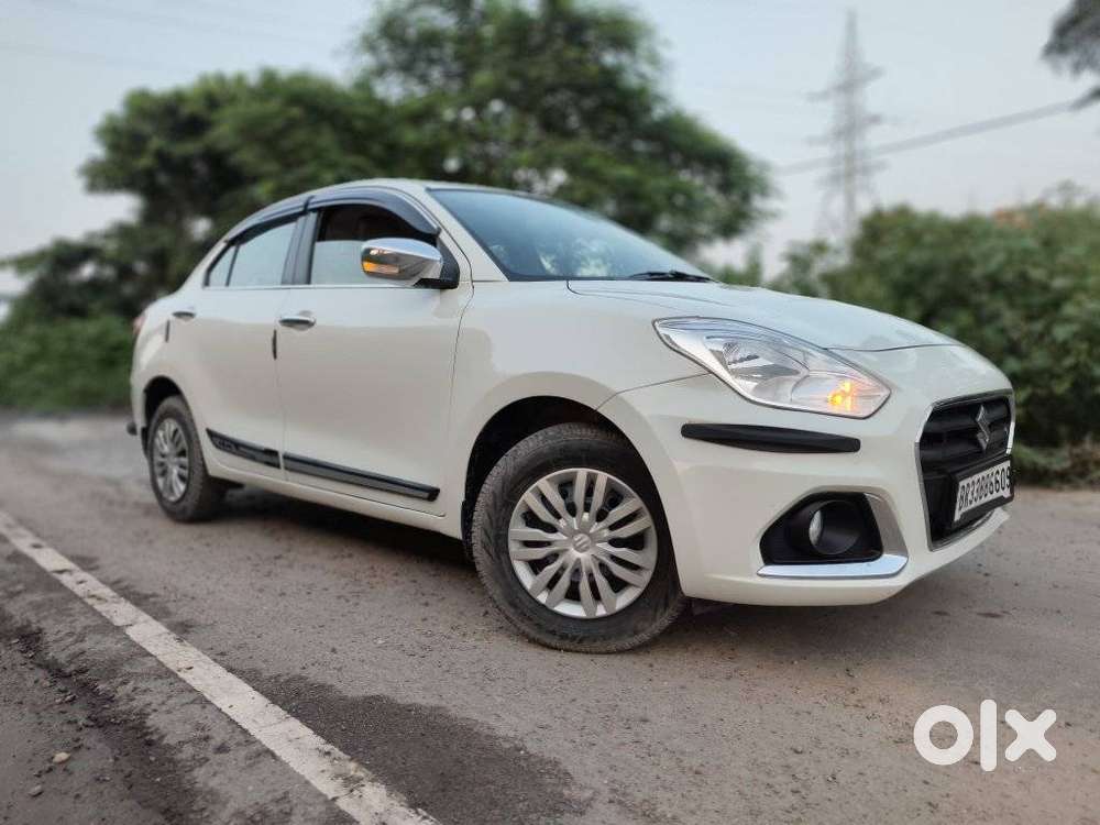 Maruti Suzuki Dzire 1.2 Vxi, 2023, Petrol