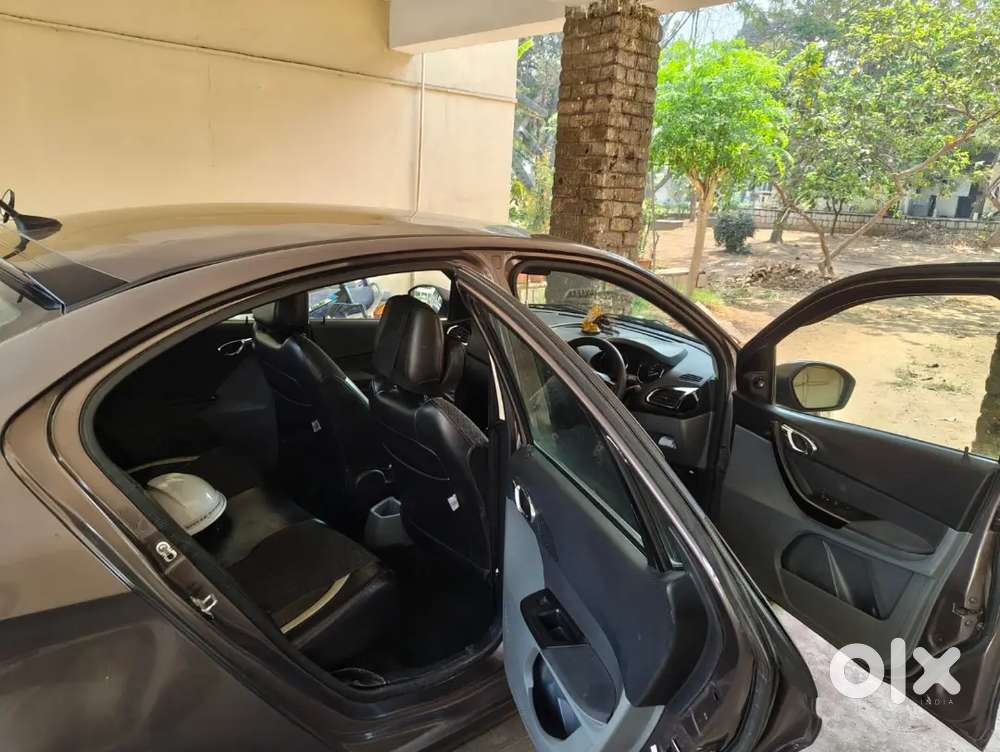 Tata Tigor 2018 Petrol ,well Maintained Top Model Automatic