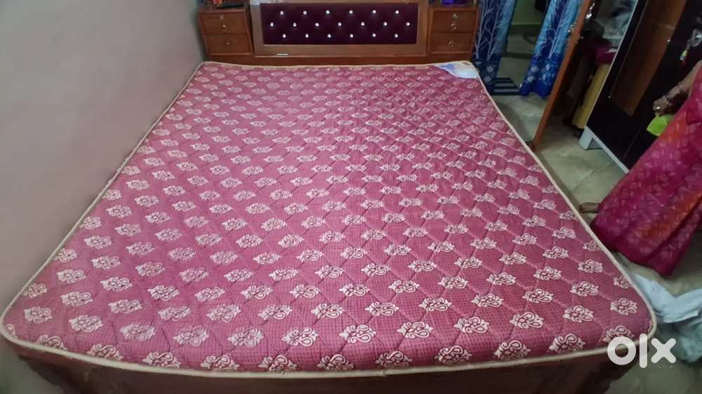 Godrej interio mattress