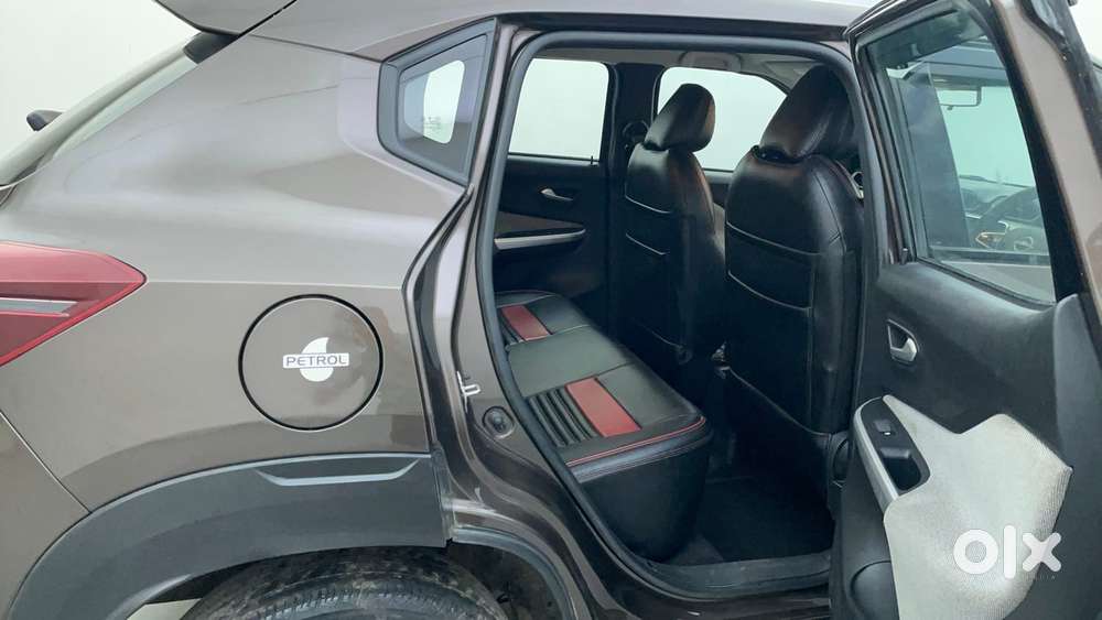 Nissan Magnite 1.0 Xv, 2021, Petrol