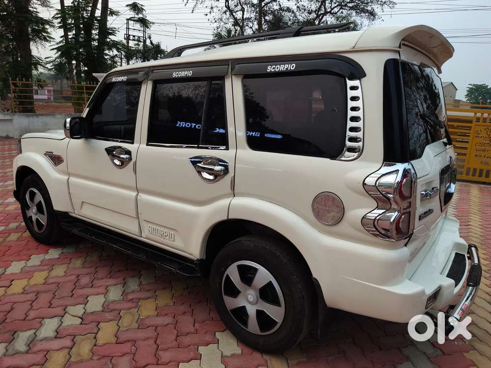Mahindra Scorpio S6 Plus, 2016, Diesel