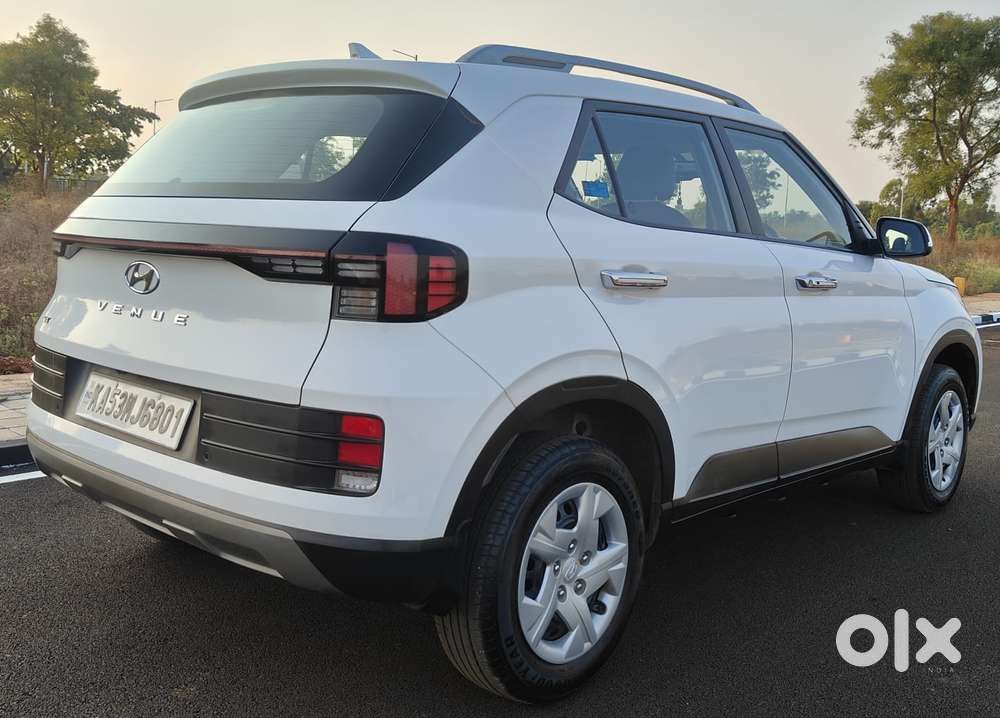 Hyundai Venue Sx, 2022, Petrol