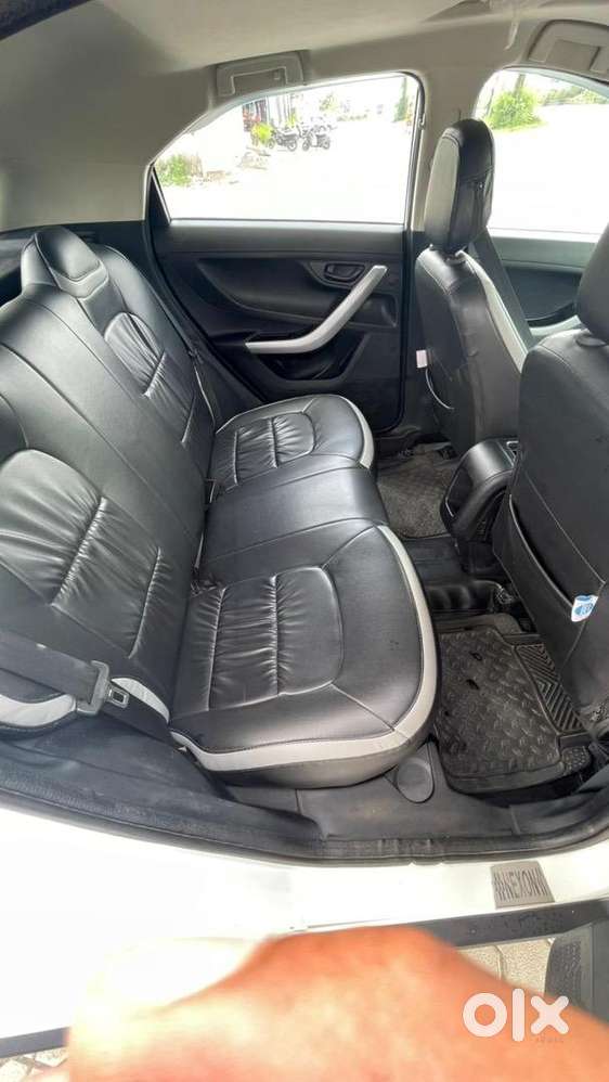 Tata Nexon Petrol Well Maintained