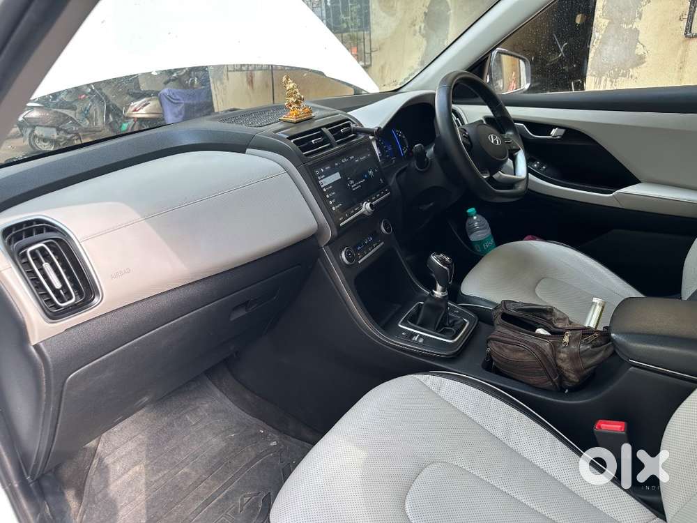 Top End Manual Car In White Color