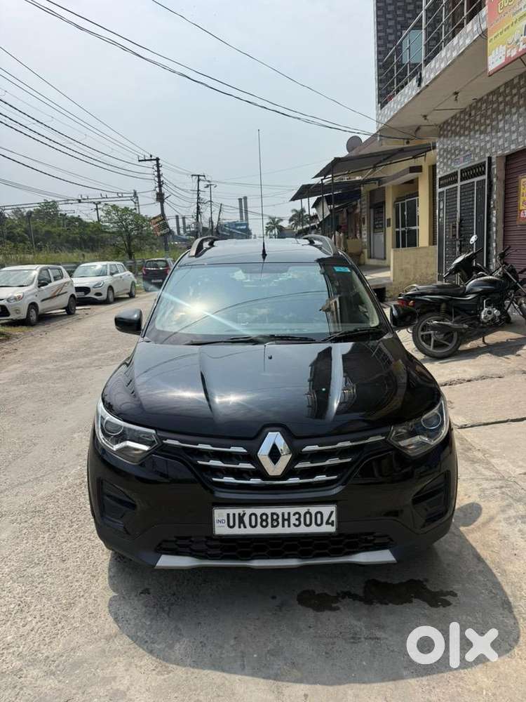 Renault Triber 2025 Petrol Variant Rxt