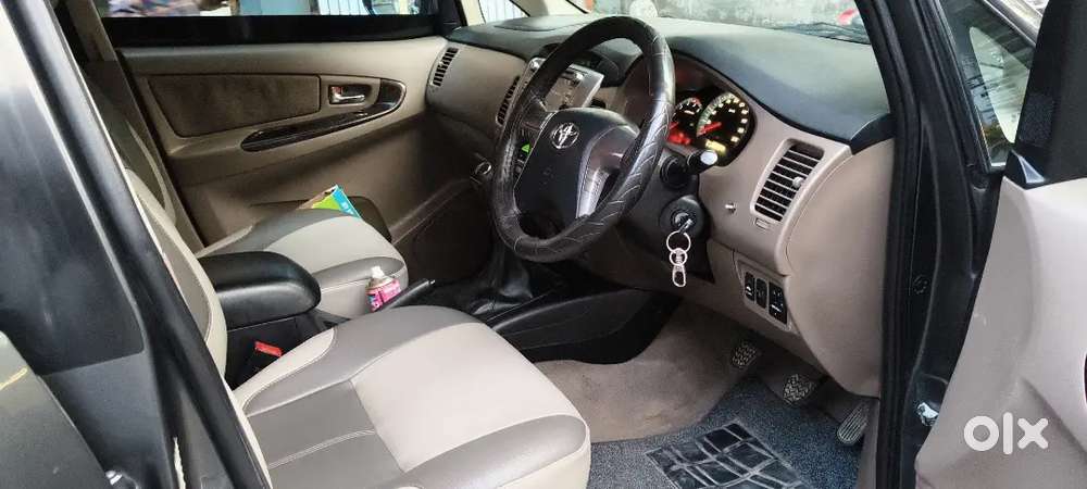 Toyota Innova 2015 Diesel Well Maintained