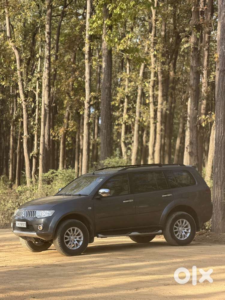 Mitsubishi Pajero Sport 2.5 Manual, 2014, Diesel