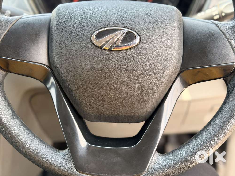 Mahindra Kuv 100 Mahindra-kuv-100-d75-k4-plus, 2017, Petrol
