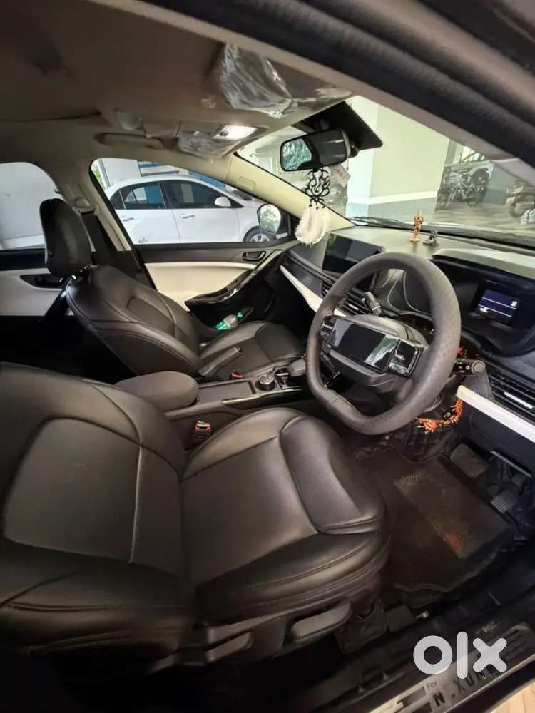 Tata Nexon Pure Plus Petrol Amt 2026