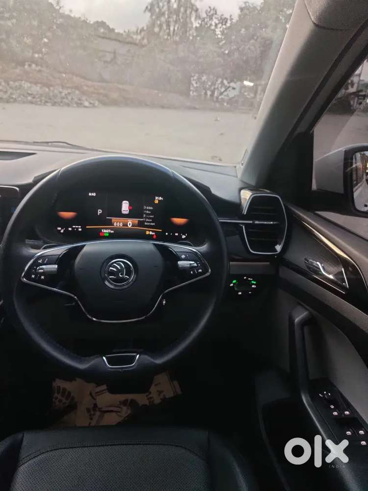 Skoda Kushaq Style 1.5 Tsi At 6 Airbag Dsg
