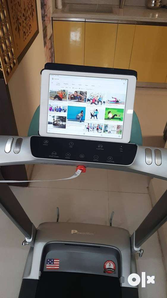 PowerMax Fitness TD M4 2HP 4HP Peak Motorized Treadmill Gym Fitness 1788480488