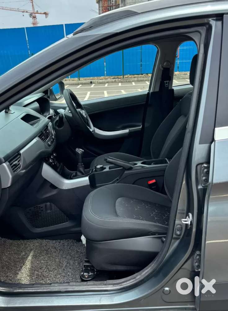 Tata Nexon 1.2 Revotron Xm, 2023, Petrol