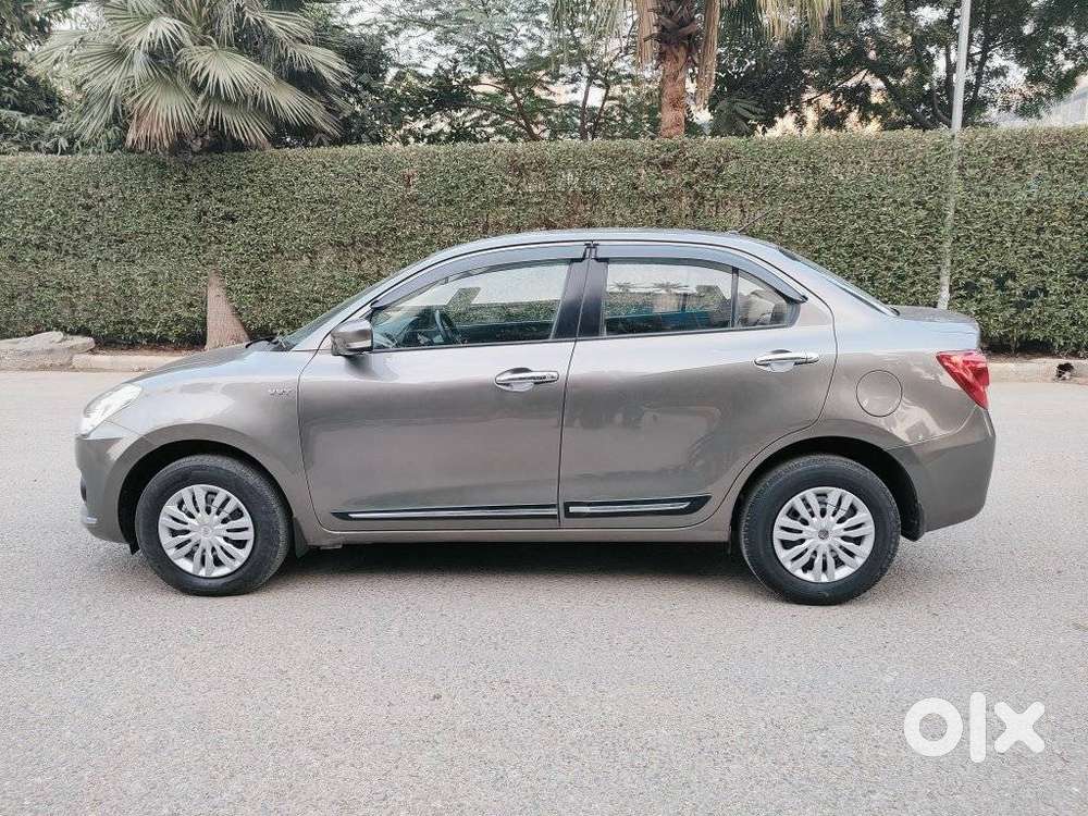 Maruti Suzuki Swift Dzire 1.3 Vxi, 2018, Petrol