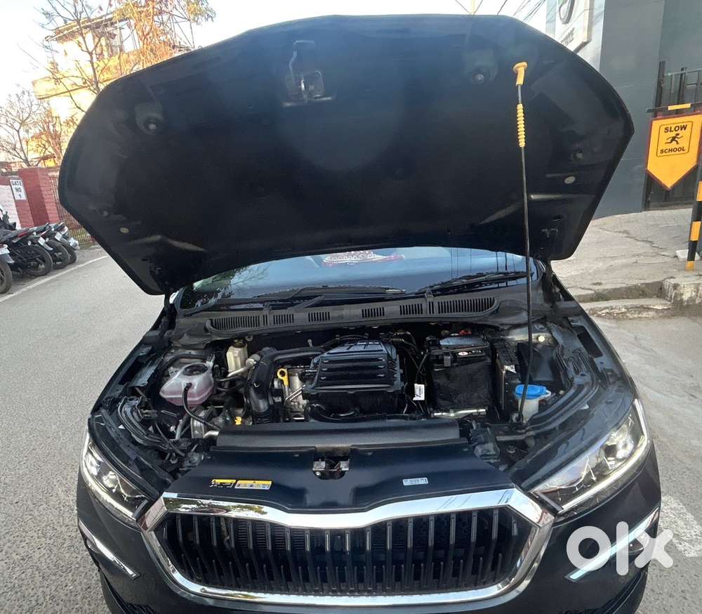 Skoda Slavia 2023 Petrol 23500 Km Driven