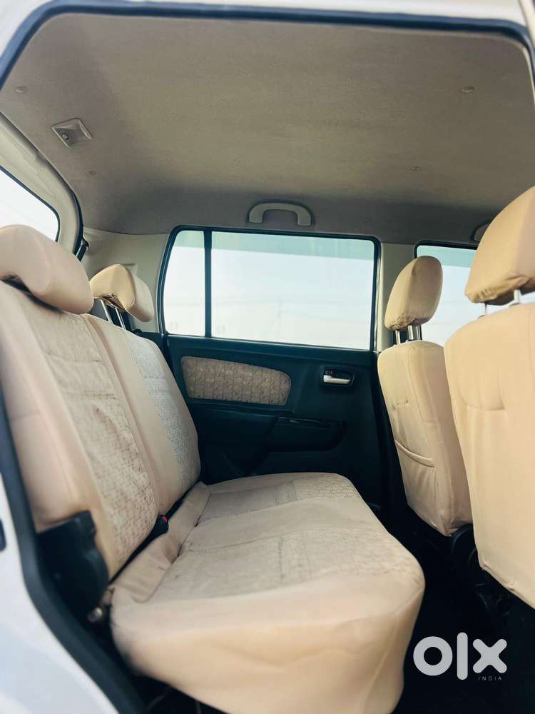 Maruti Suzuki Wagon R Vxi Amt Opt, 2017, Cng & Hybrids