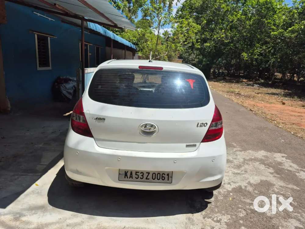 Hyundai I20 Sportz 2011 Petrol