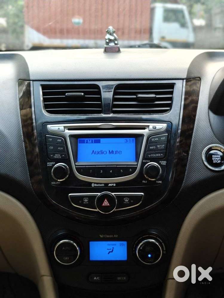 Hyundai Verna 1.6 Sx (o) Vtvt, 2013, Petrol