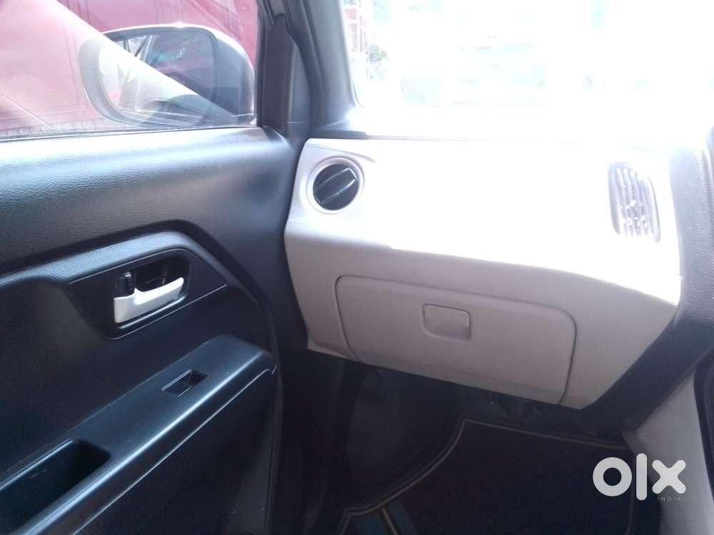 Maruti Suzuki Wagon R 1.2 Zxi Ags, 2023, Petrol