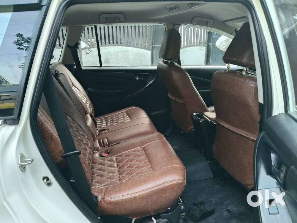 Toyota Innova Crysta 2.4 Gx Limited Edition 8 Str, 2023, Diesel
