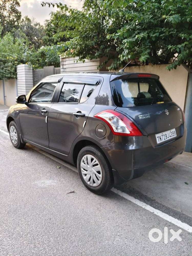 Maruti Suzuki Swift Vxi + Manual, 2018, Petrol