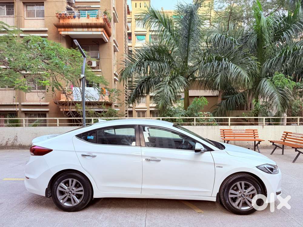 Hyundai New Elantra [2016-2019] 1.6 Crdi Sx (o) Mt, 2018, Diesel