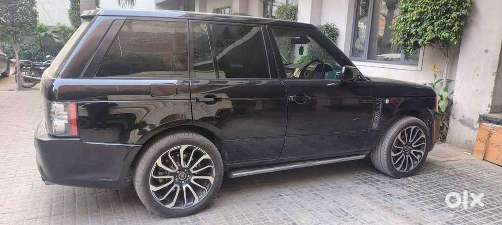 Land Rover  Black Color Excellent Condition