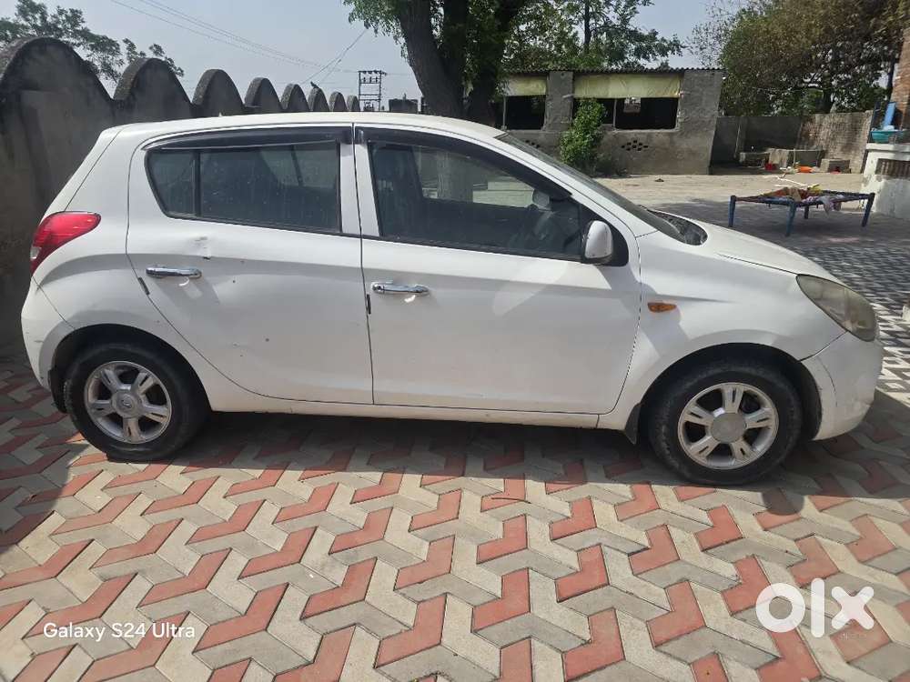 Hyundai I20 Asta 2010 Model Car
