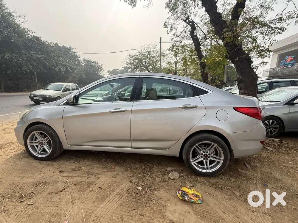 Hyundai Verna 2012 Variant