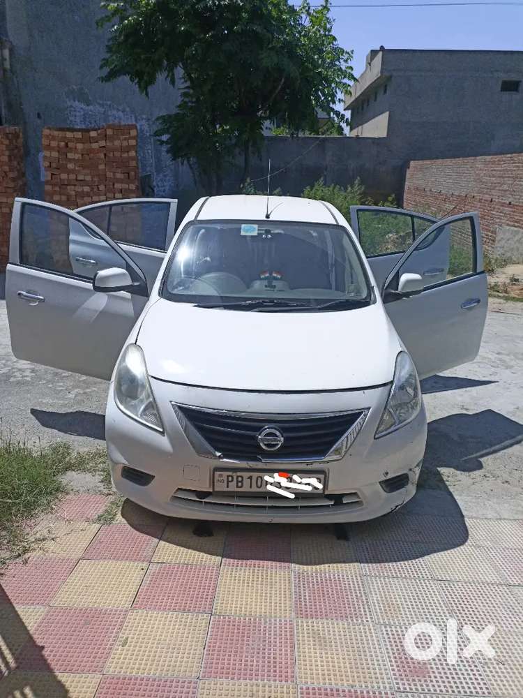 Nissan Sunny 2012 Petrol 70000 Km Driven
