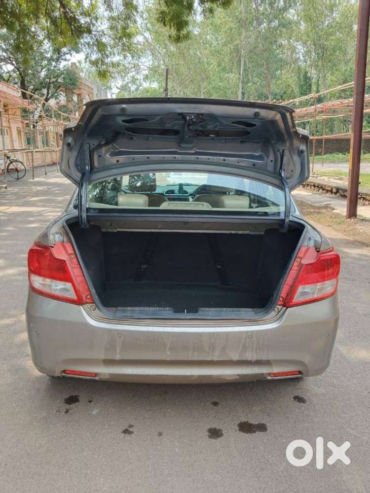 Maruti Suzuki Dzire 1.2 Zxi, 2023, Petrol
