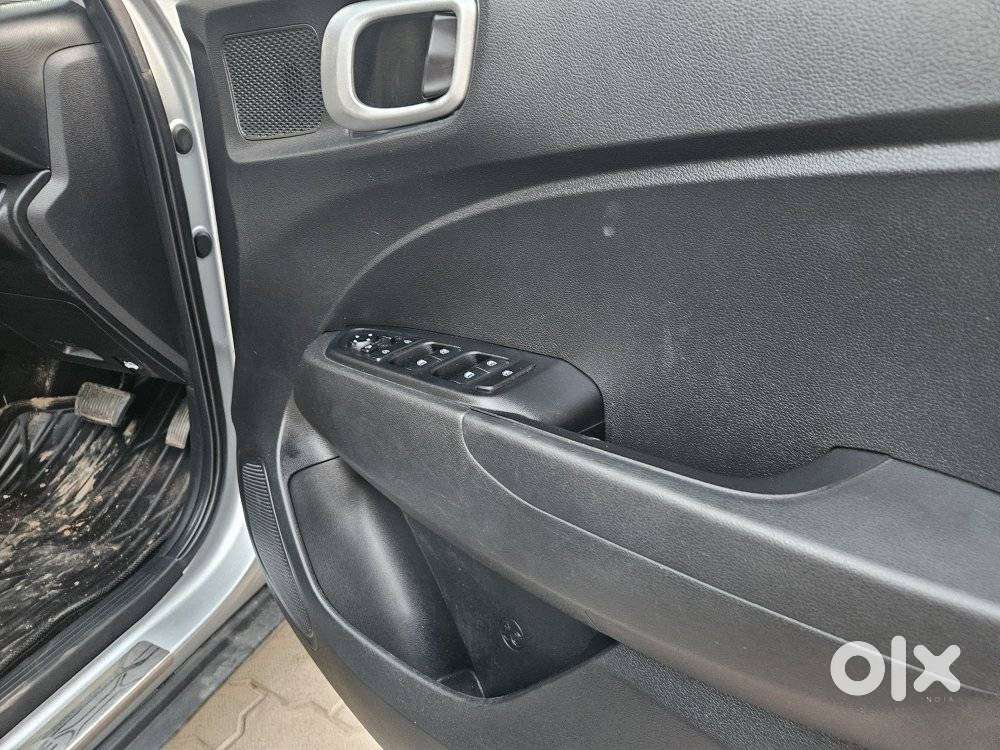 Hyundai Venue Sx Plus Turbo Dct, 2019, Petrol