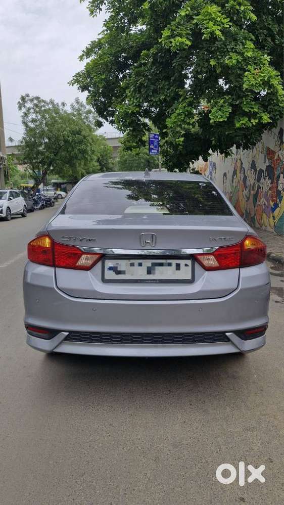 Honda City 1.5 V 5th Gen I-vtec Mt, 2022, Petrol