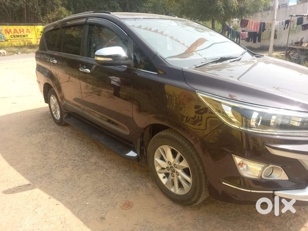 Toyota Innova Crysta 2.4 V 7 Str, 2017, Diesel