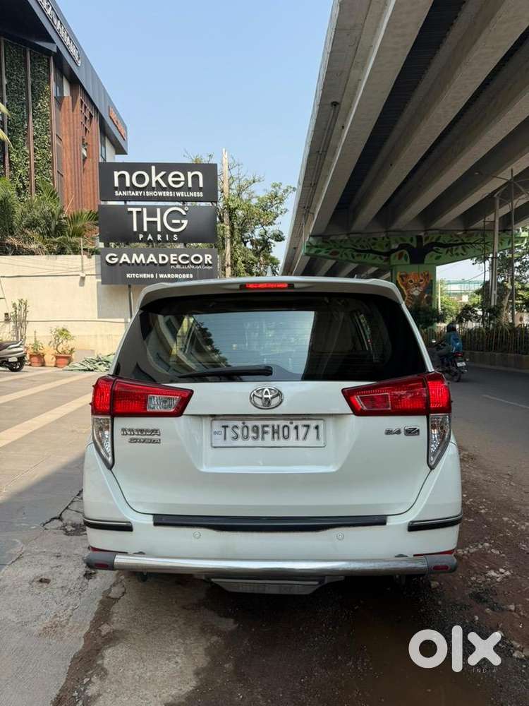Toyota Innova Crysta 2019 Diesel Well Maintained
