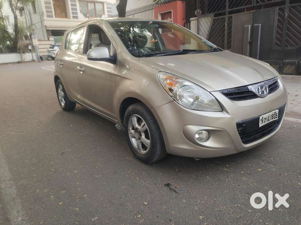 Hyundai I20 2009-2011 Asta, 2010, Petrol