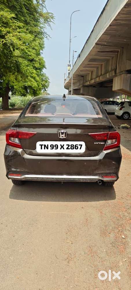 Honda Amaze 2nd Gen Vx, 2022, Petrol